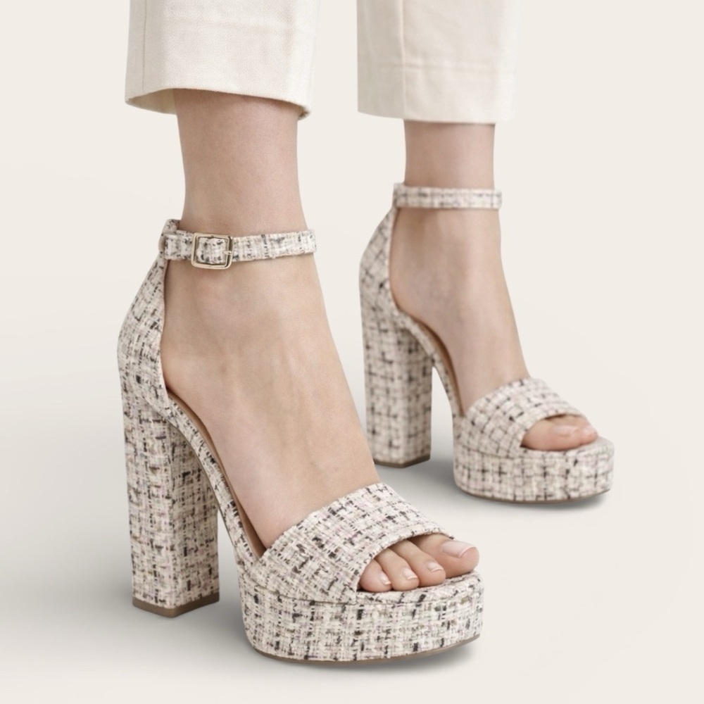 CHINESE LAUNDRY Avenue Tweed Sky High -  Chunky Texture Platform Shoe - Size 9.5